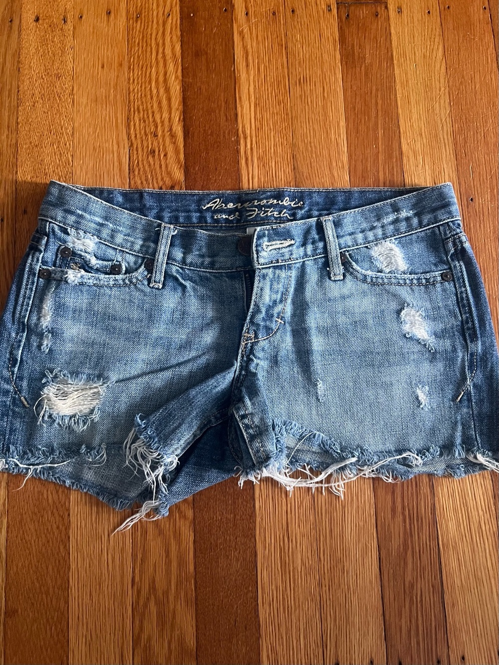 Abercrombie & Fitch Frayed Distressed Denim Shorts - Light Blue